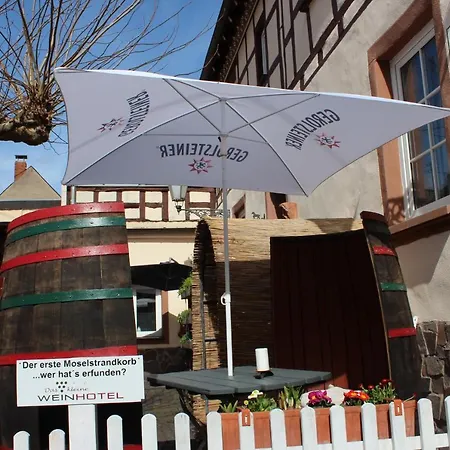 Das Kleine Weinhotel