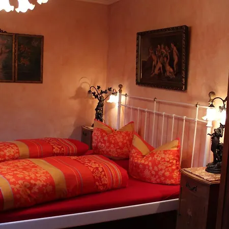 Das Kleine Weinhotel Neef
