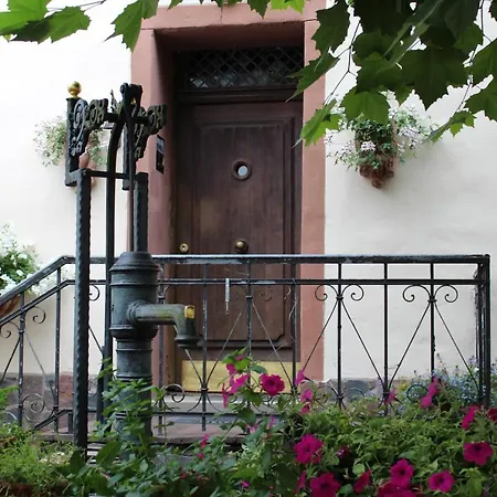 Das Kleine Weinhotel
