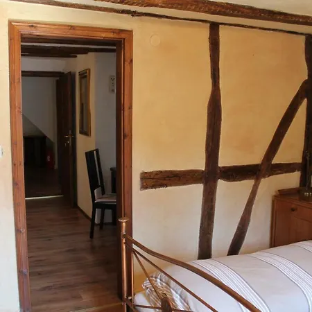 Das Kleine Weinhotel Neef